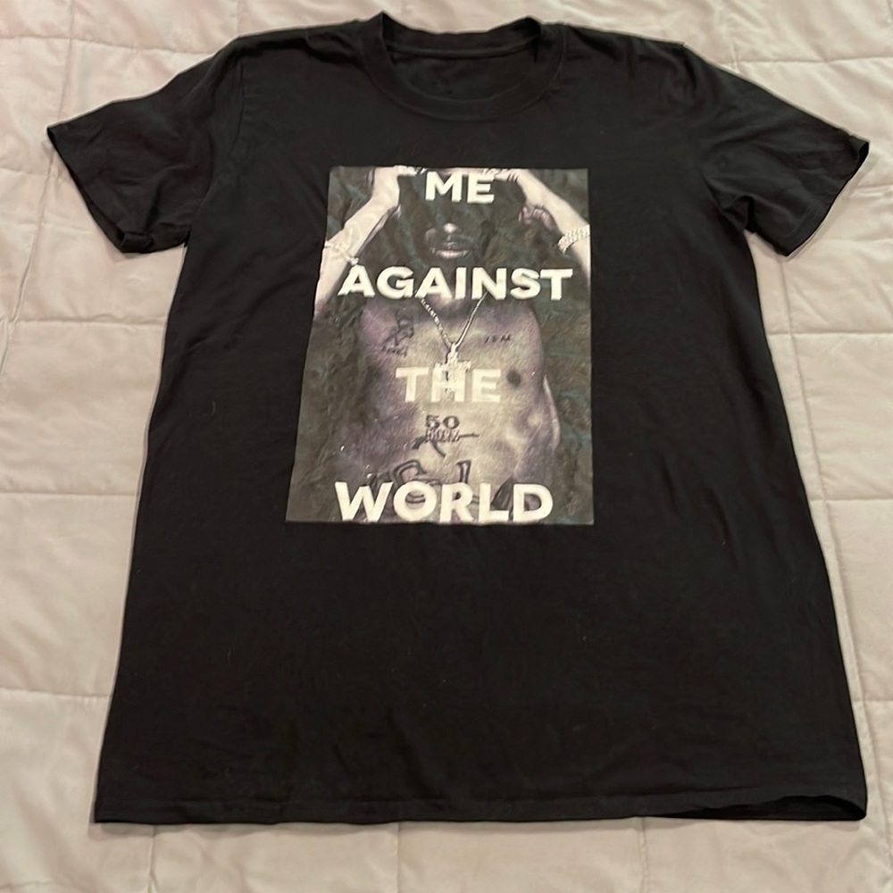 2-PAC Me Against the Word.  T shirt